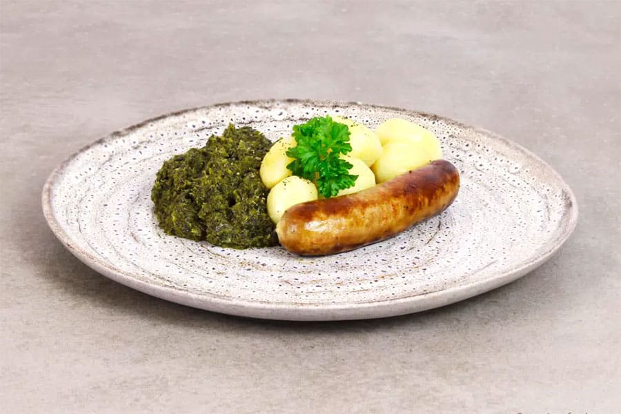 Stegt medister med grønlangkål - færdiglavet